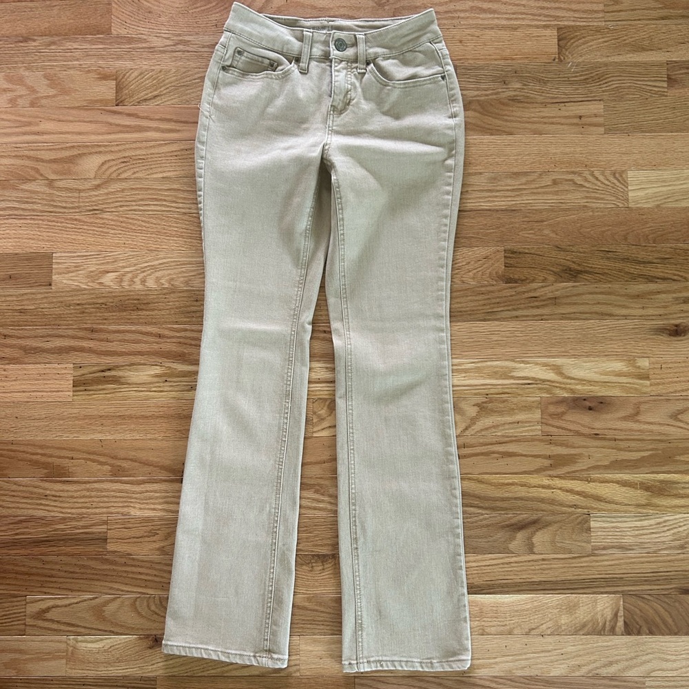 Time and Tru Beige Boot Cut Women's Jeans